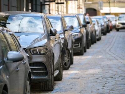 Ce trebuie să știi despre tracțiune față, spate sau 4×4 înainte de a alege o mașină