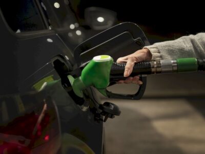 Modele de mașini care consumă puțin și în oraș și pe autostradă