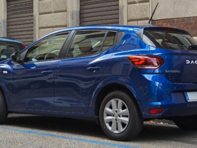 Este Dacia Sandero cea mai logică alegere pentru oraș și navetă?