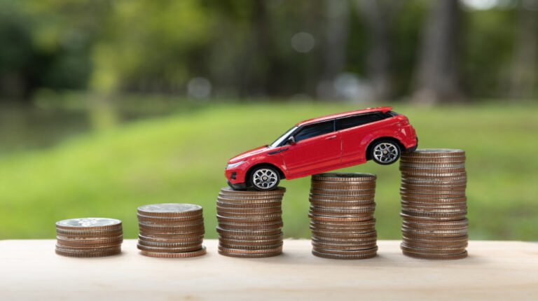 Credit auto fără TVA: cine poate beneficia și ce condiții trebuie îndeplinite